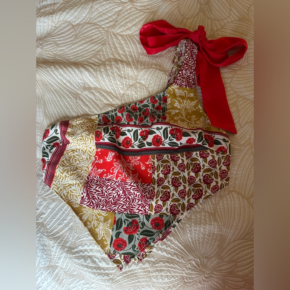 Floral One Shoulder Tie Top!